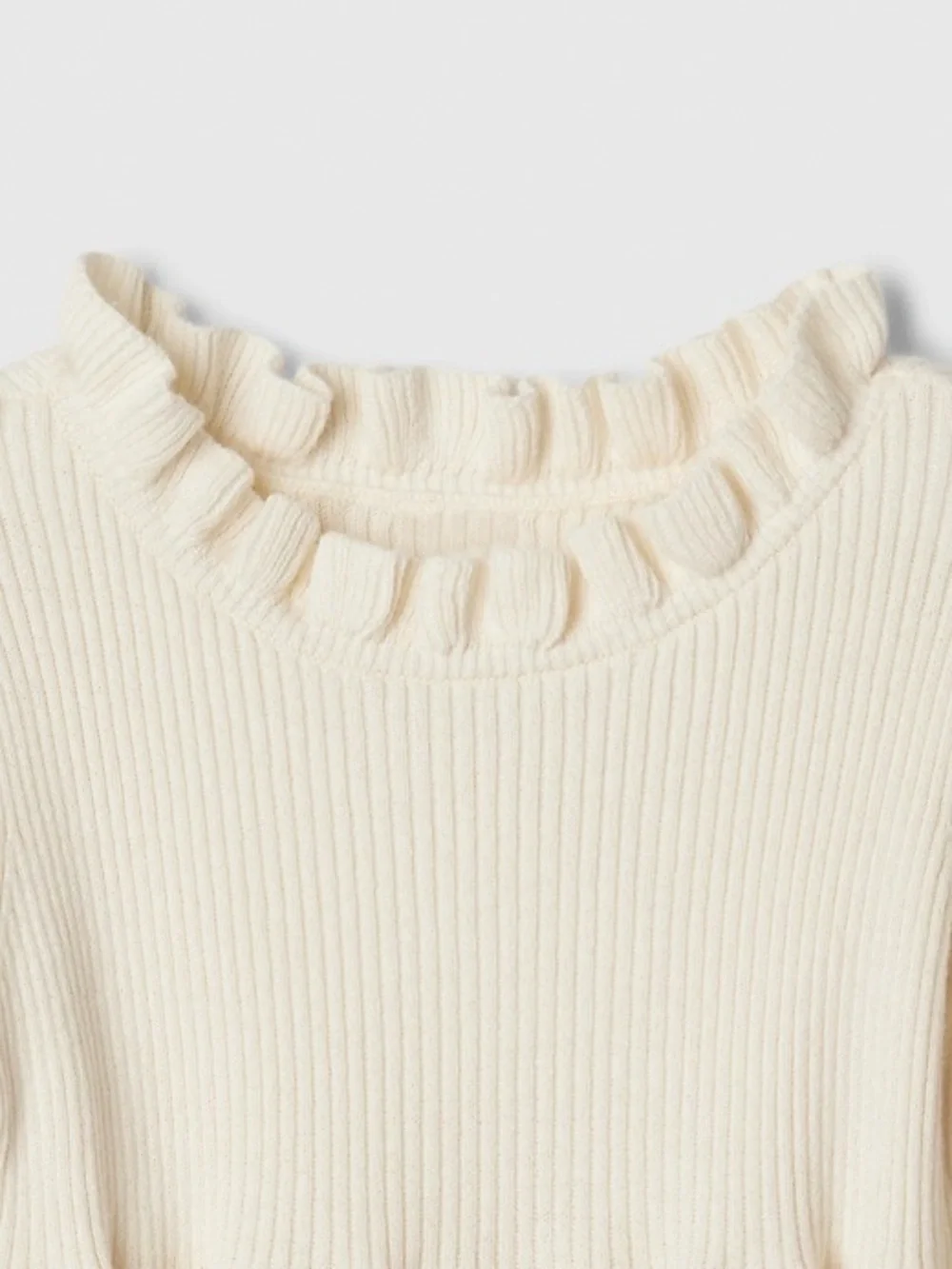 GAP this charming